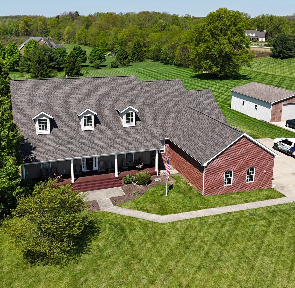 how-long-does-roof-last-00001.webp roof lifespan