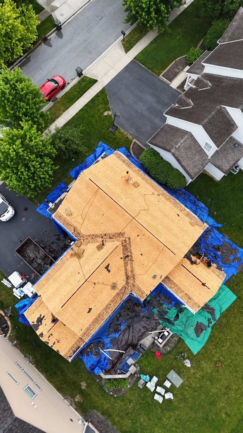 westerville-roof-repair-00002 a new roof being replaced on a home in westerville